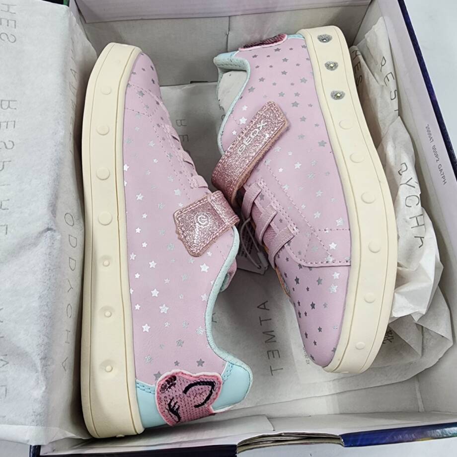 Geox Skylin Light up Removable Insole Low Cut Sneakers Girls 35 Pink