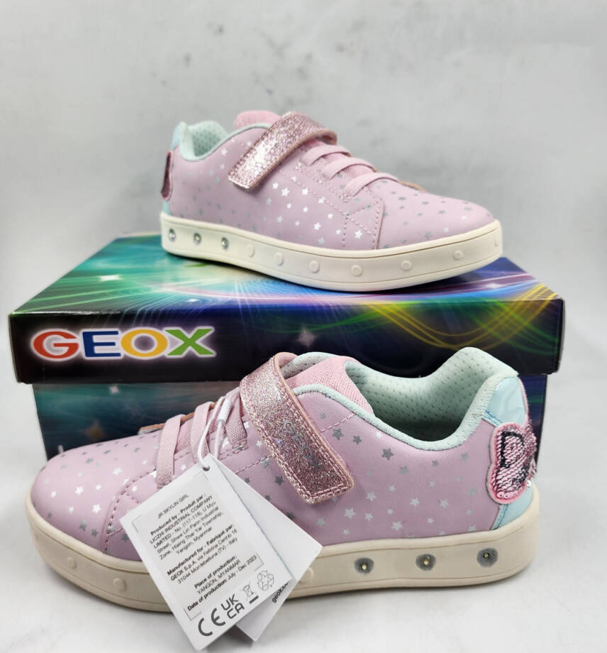 Geox Skylin Light up Removable Insole Low Cut Sneakers Girls 35 Pink