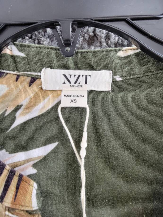 NZT NIC+ZOE Fern Perfect Knit Henley Blouse Women's XS Green Multi Long Sleeve