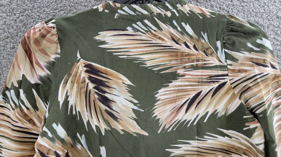 NZT NIC+ZOE Fern Perfect Knit Henley Blouse Women's XS Green Multi Long Sleeve