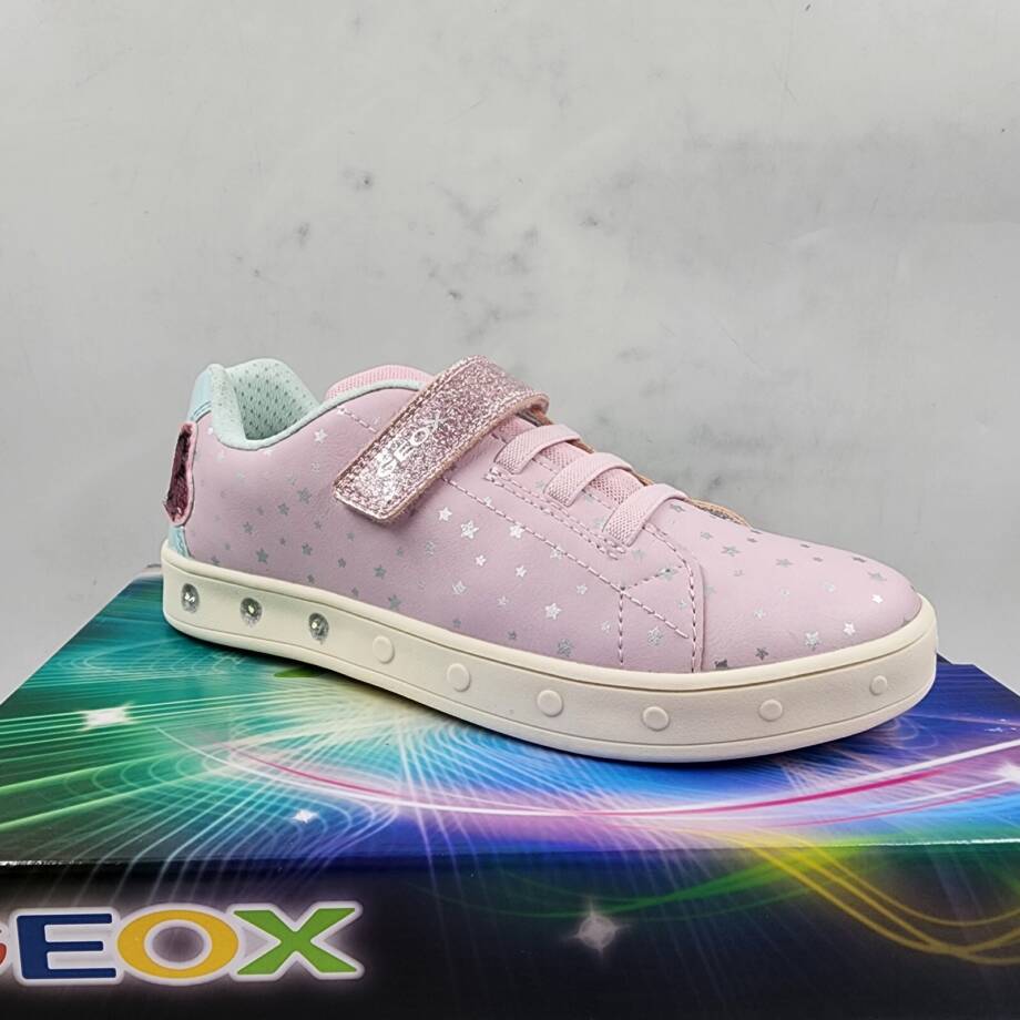Geox Skylin Light up Removable Insole Low Cut Sneakers Girls 35 Pink