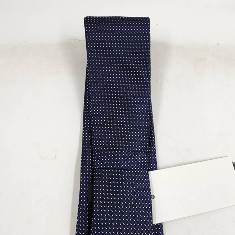 The Men's Store at Bloomingdale's Dot Micro Neat Silk Classic Tie Men's 8 Navy