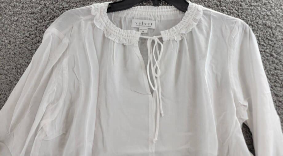 Velvet By Graham & Spencer V-Neck Top Women's XS White Split Neck Long Sleeve