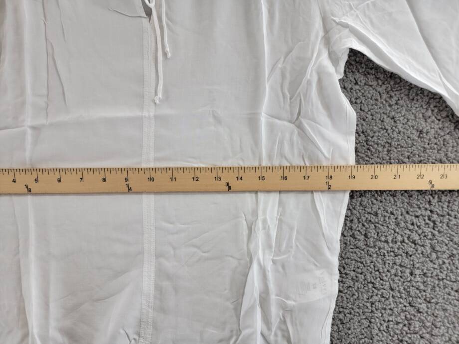 Velvet By Graham & Spencer V-Neck Top Women's XS White Split Neck Long Sleeve