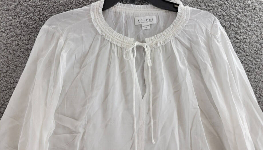 Velvet By Graham & Spencer V-Neck Top Women's M White Split Neck Long Sleeve
