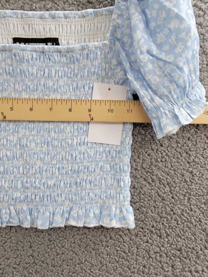 KatieJnyc Marlee Smocked Floral Puff Sleeve Top Girls XL Blue Ditsy Pullover S/S