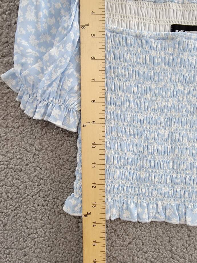 KatieJnyc Marlee Smocked Floral Puff Sleeve Top Girls XL Blue Ditsy Pullover S/S
