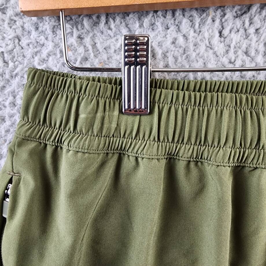 Beyond Yoga Freesprint Run Shorts Men's S Olive Pull On Style Elastic Waist