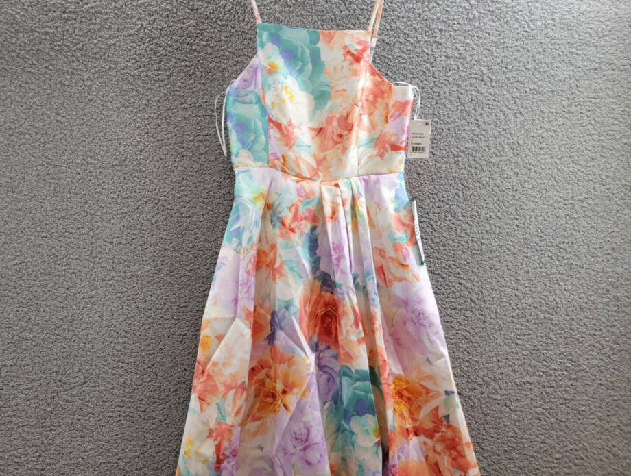 Crystal Doll Cami Formal Floral Satin A-Line Dress Juniors 7 Lilac Multi Zip Up