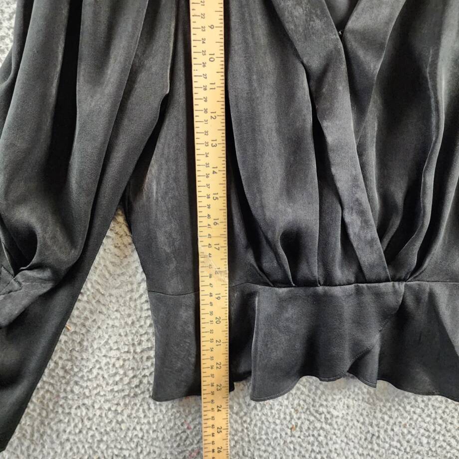 DKNY Surplice V-Neck Shirred Shoulder Peplum Top Women's L Black Hook & Eye
