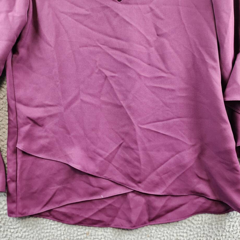 Vince Camuto Chiffon V-Neck Blouse Women's XS Pickled Beet 3/4 Flutter Sleeve