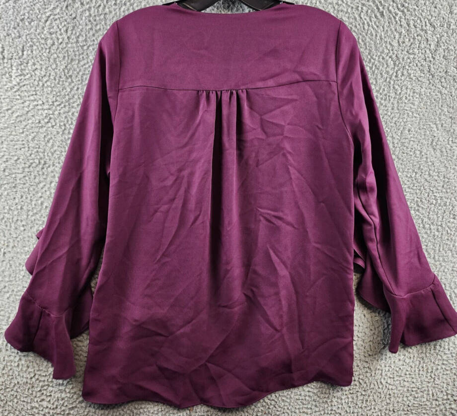 Vince Camuto Chiffon V-Neck Blouse Women's XS Pickled Beet 3/4 Flutter Sleeve
