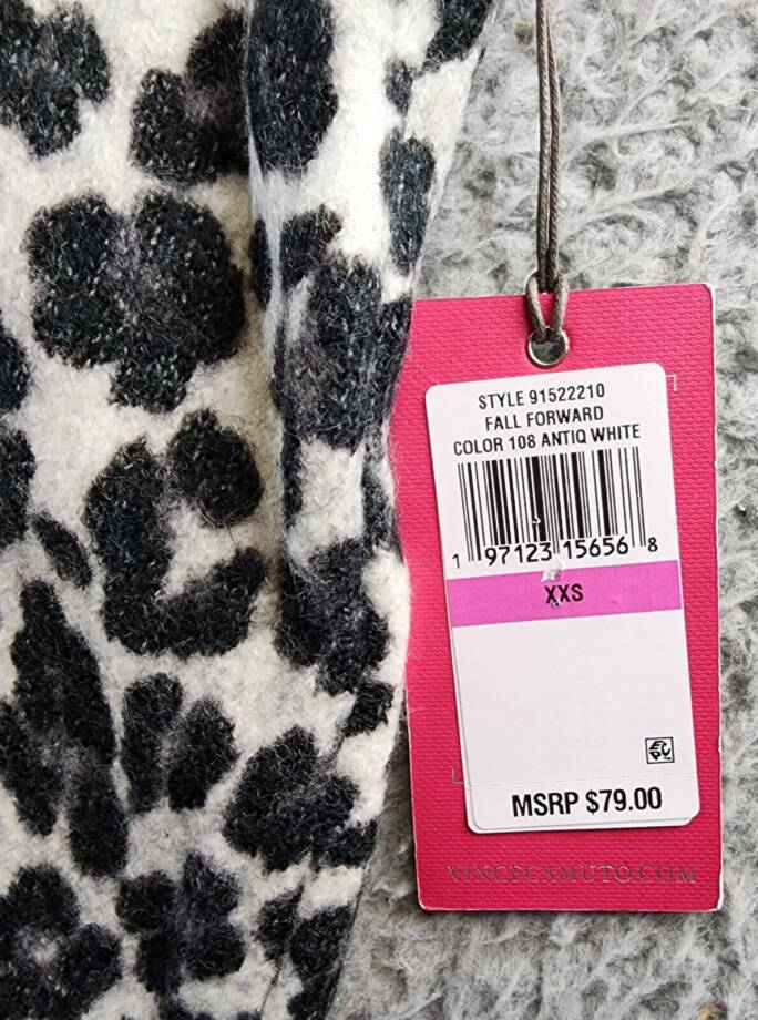 VINCE CAMUTO Elegant Leopard Print Sweater Women's XXS Antique White Long Sleeve