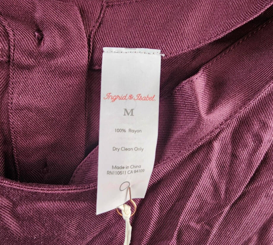Ingrid & Isabel Reversible Maternity/Nursing Peplum Blouse Women's M Fig Button