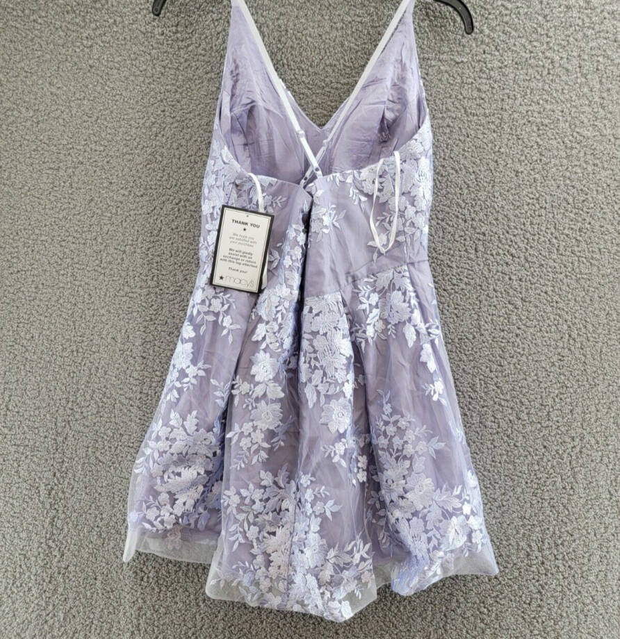 BCX Embroidered Fit & Flare Dress Juniors' 17 Lavender V-Neck Back Zip Closure