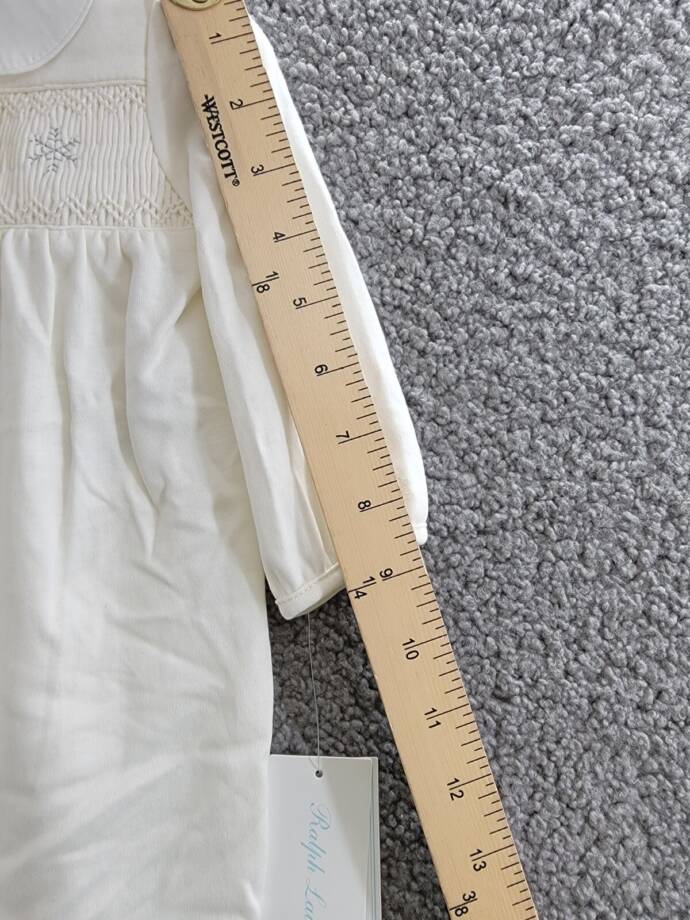 Ralph Lauren Snowflake Smocked Coveralls Baby Girl's 6M White Button Back L/S