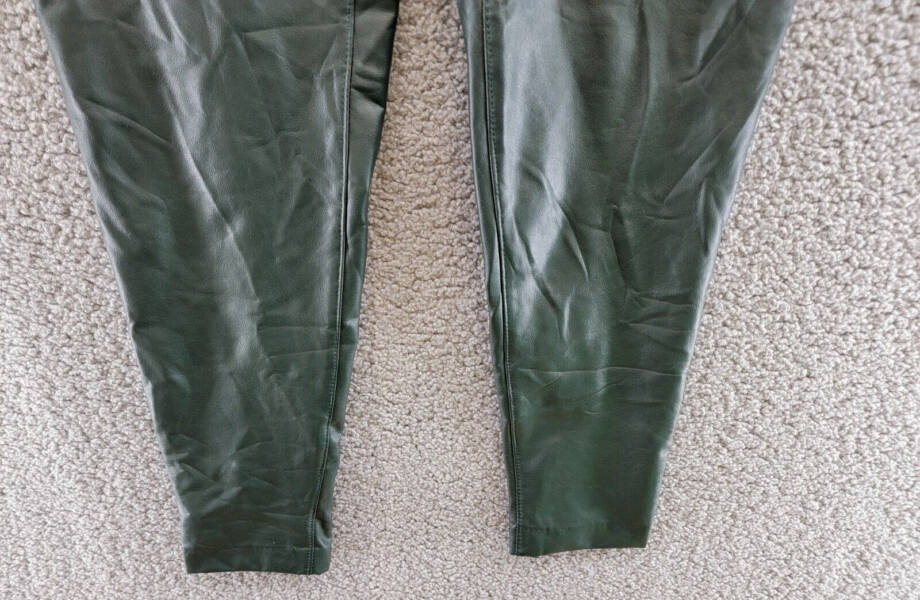 VINCE CAMUTO Faux-Leather Leggings Women's XS Dark Willow Elastic Waist Pull On