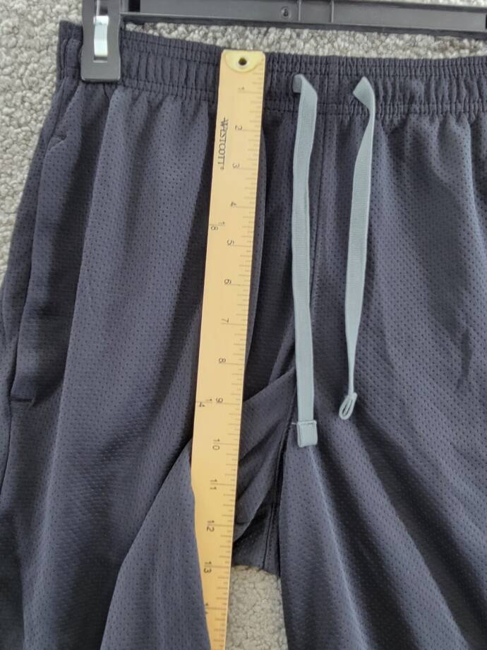 Under Armour Tech™ Mesh Shorts Men's M Black Side Pockets Elastic Waist Pull On