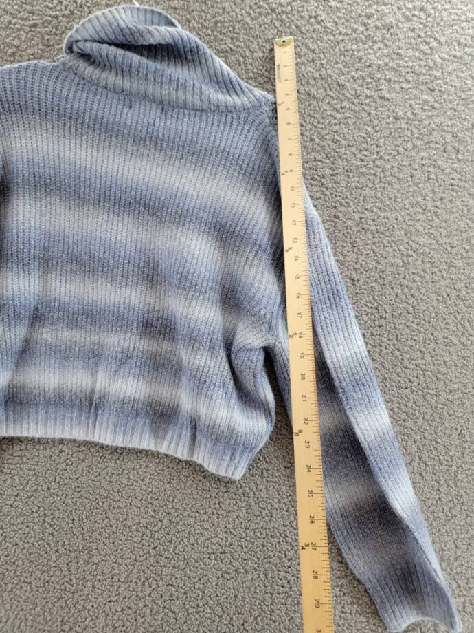 AQUA Ombre Turtleneck Sweater Women's XL Blue Combo Cropped Long Sleeve Pullover