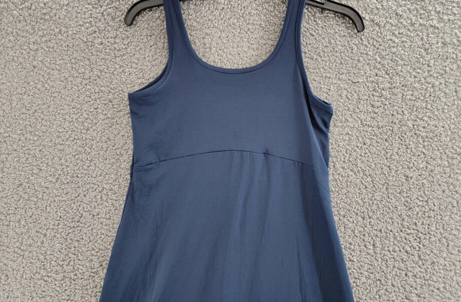 Columbia PFG Freezer III Dress Women's XS Collegiate Navy Crew Neck Pullover