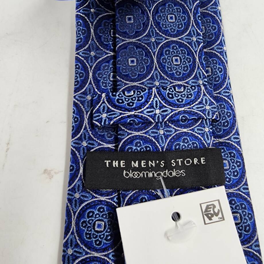 The Men's Store at Bloomingdale's Large Medallion Silk Classic Tie Men's 8 Navy