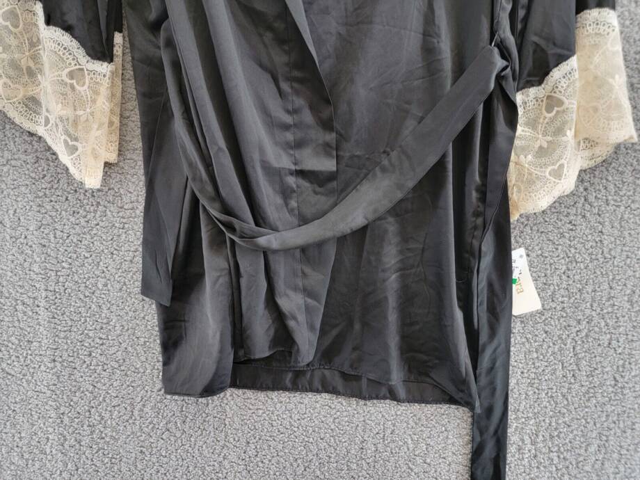 Flora by Flora Nikrooz Kit Heart Lace Matte Charmeuse Wrap Robe Women L/XL Black