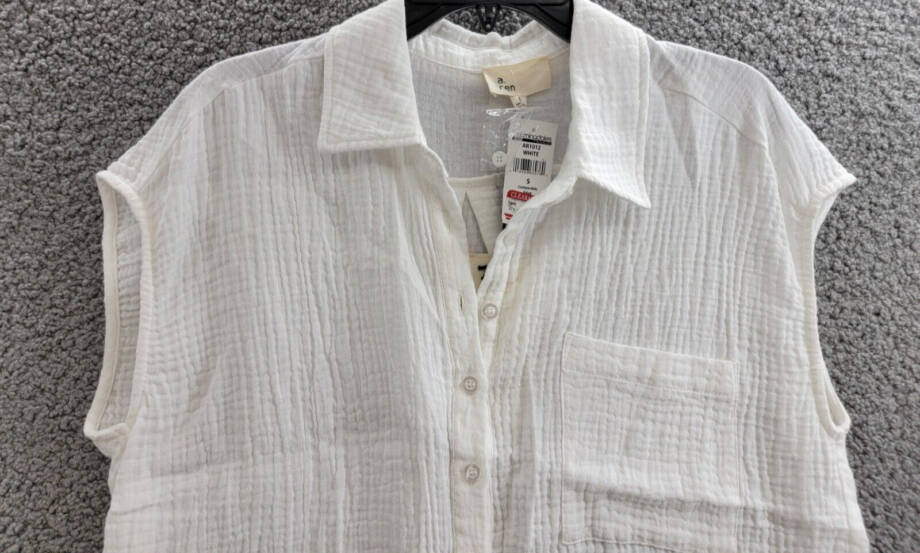 a. ren Woven Gauze Button Up Sleeveless Top Women's S Off White Patch Pocket