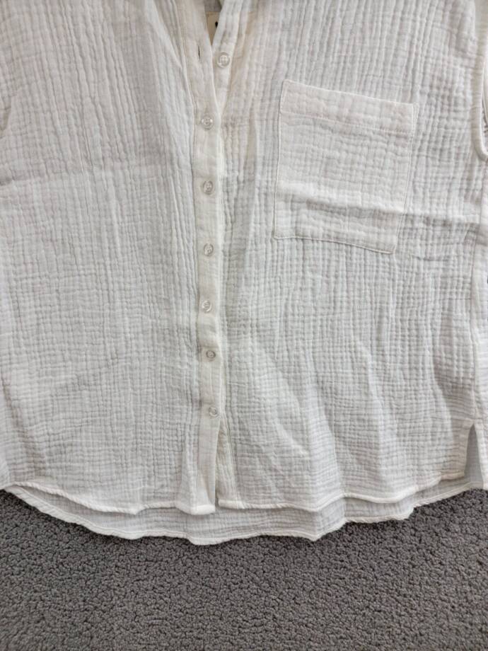 a. ren Woven Gauze Button Up Sleeveless Top Women's S Off White Patch Pocket