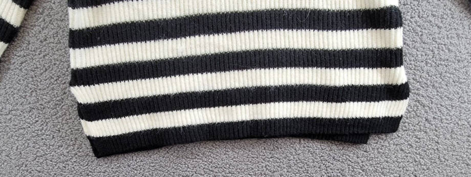 Sage The Label Quarter Zip Striped Sweater Women's XS Black/White Long Sleeve