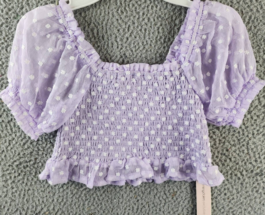 Aqua Girls' Daisy Clip Dot Puff Sleeve Top Girls' S (7-8) Lilac Square Neck