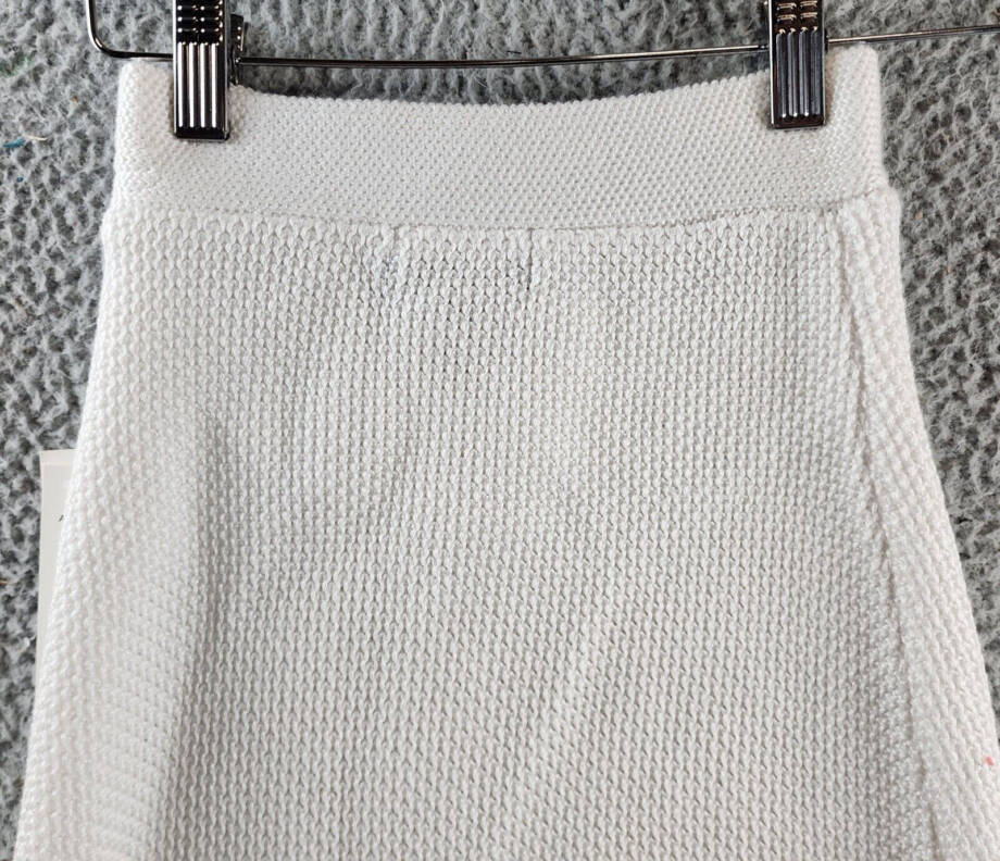 AQUA Crochet Skirt Girls' S 7/8 White Elasticized Waistband A-line Silhouette