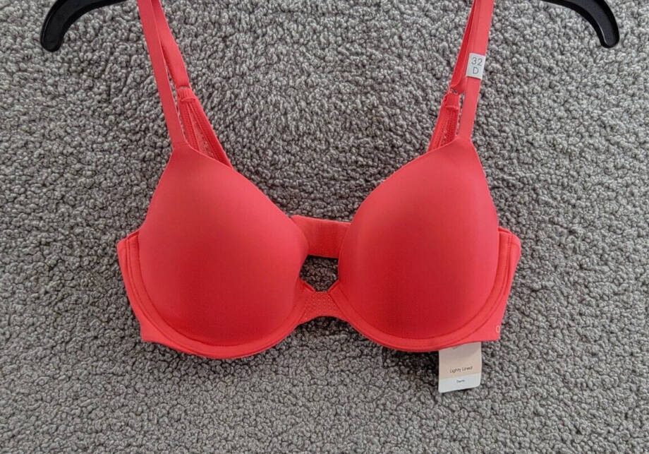 Calvin Klein Infinite Flex Lightly Lined Demi Bra Women's 32D Red Hook & Eye