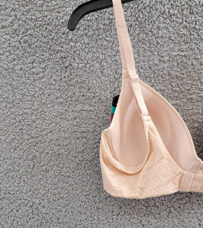 Maidenform Comfy Soft Demi Underwire Bra Women's 36D Shell Ivory Dot Hook & Eye