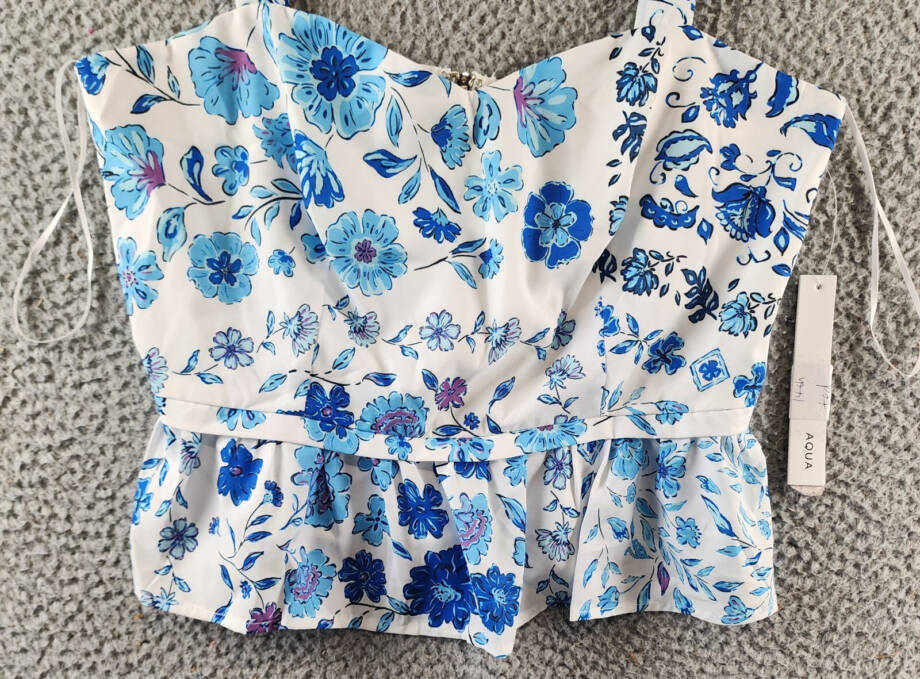 AQUA Floral Print Peplum Top Women's S Blue/White Sweetheart Neck Sleeveless~