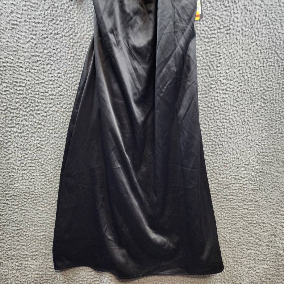 GUESS Lace-Trim Sleeveless Slip Dress Women's 4 Black V-Neck Back Zip Closure