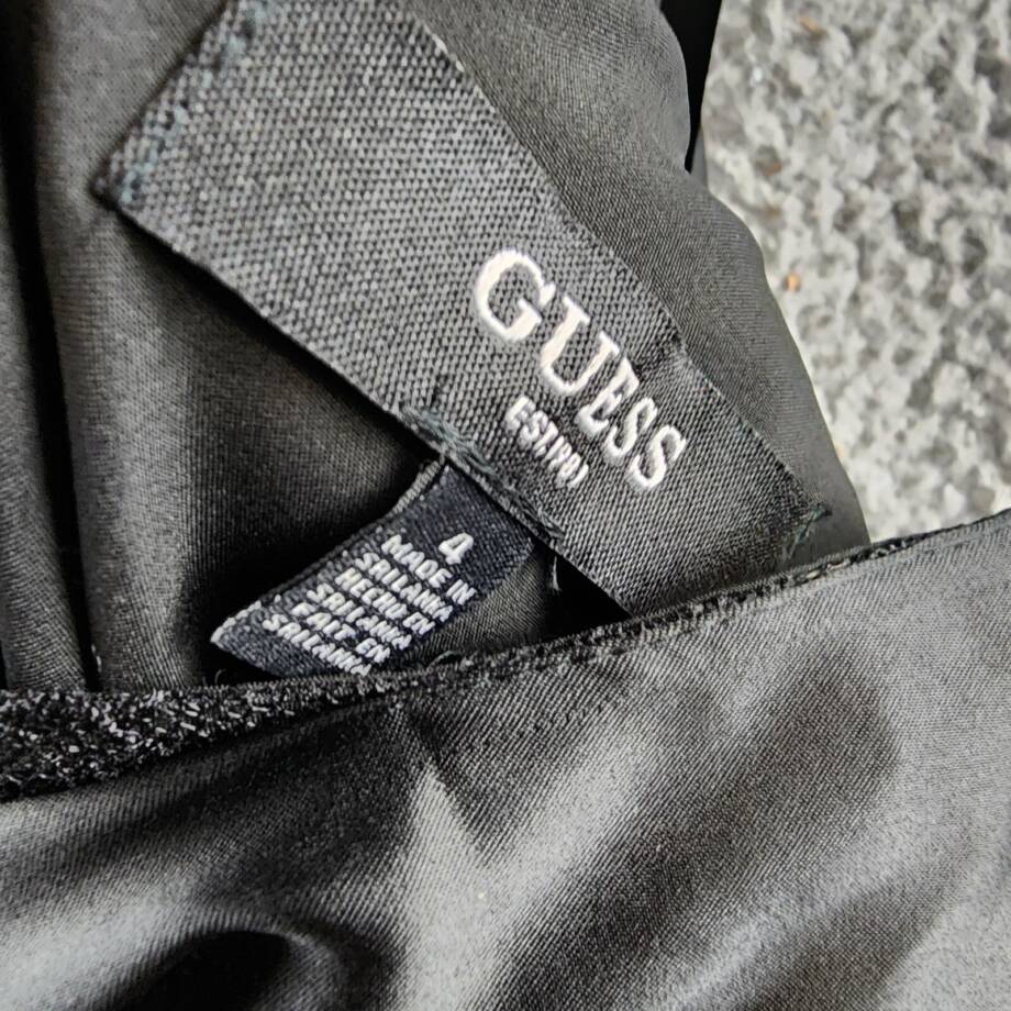 GUESS Lace-Trim Sleeveless Slip Dress Women's 4 Black V-Neck Back Zip Closure