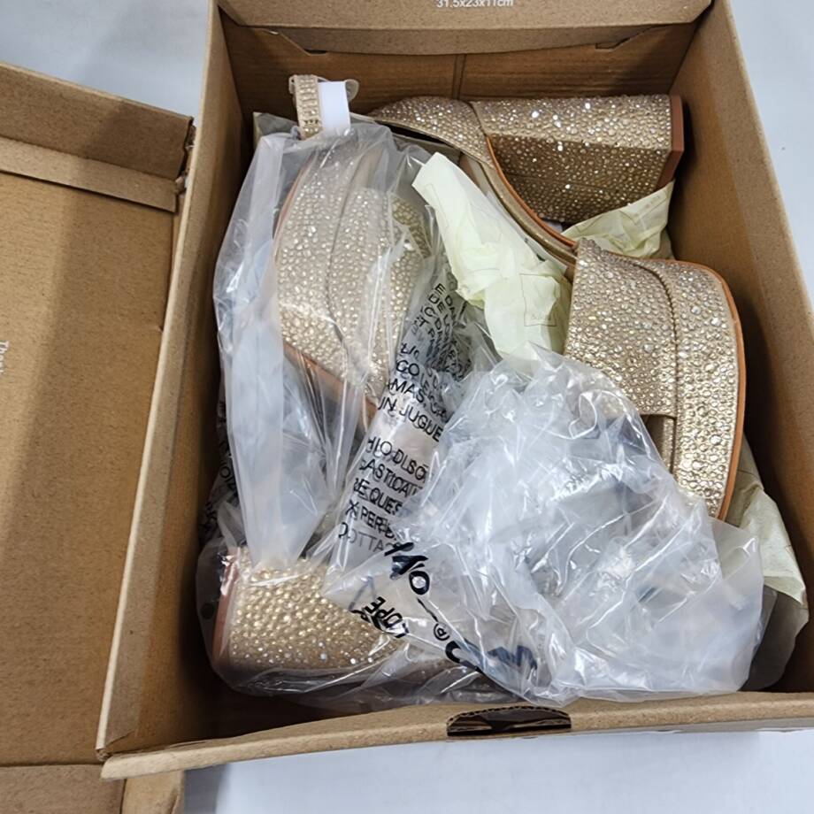 Dolce Vita Pandro Crystal Embellished Block Heels Women's 9.5 Light Gold