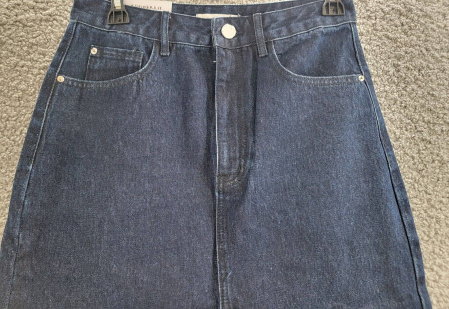 WeWoreWhat Denim Midi Skirt Women's M Raw Wash Front Slit Button Zip Closure