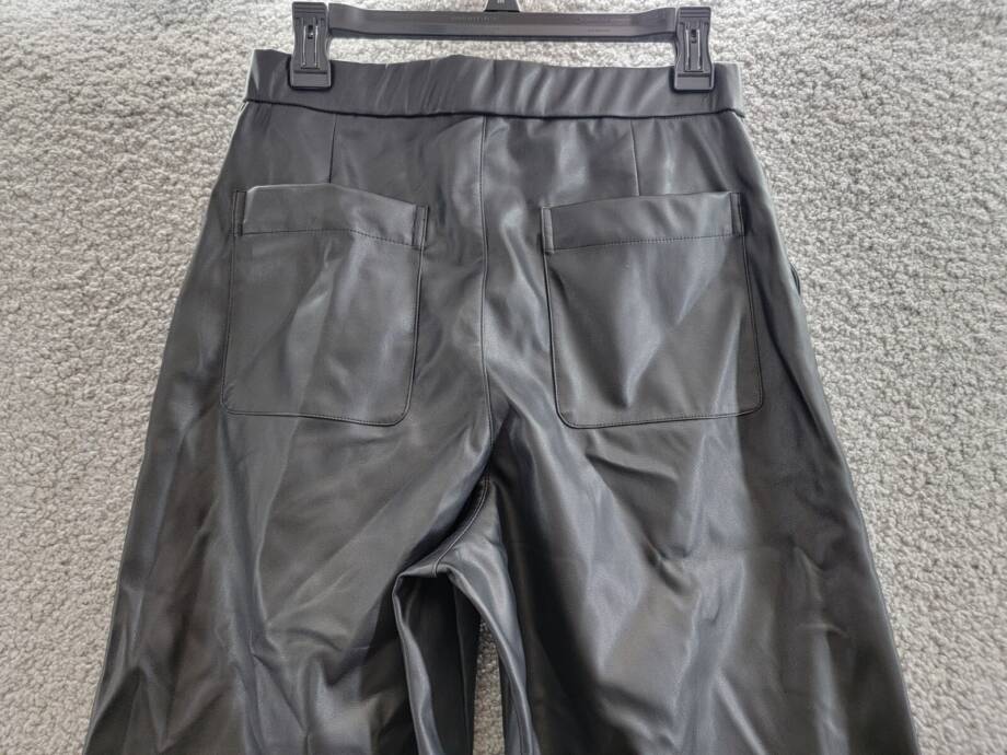 BCBG NEW YORK Faux-Leather Cropped Pants Women's 6 Onyx Slash Pockets Pull On