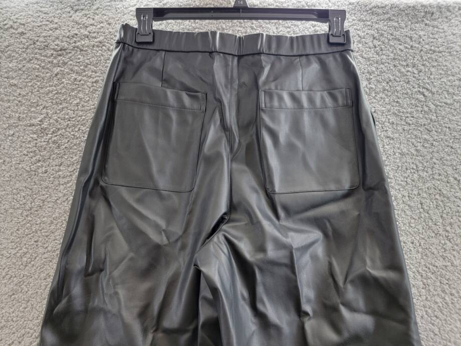 BCBG NEW YORK Faux-Leather Cropped Pants Women's 12 Onyx Slash Pockets Pull On