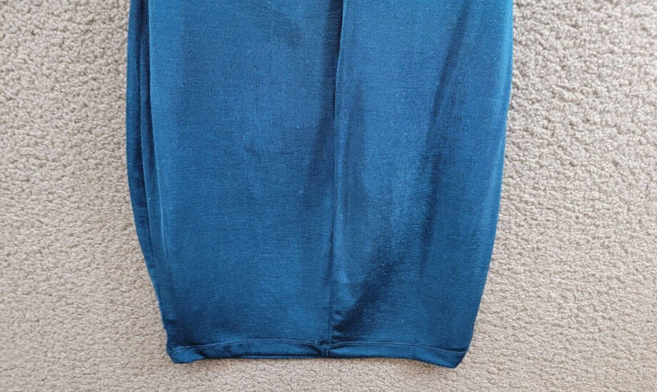 GUESS Yasmine Crossover Halter Dress Women's S Blue Blood Back Zipped Closure