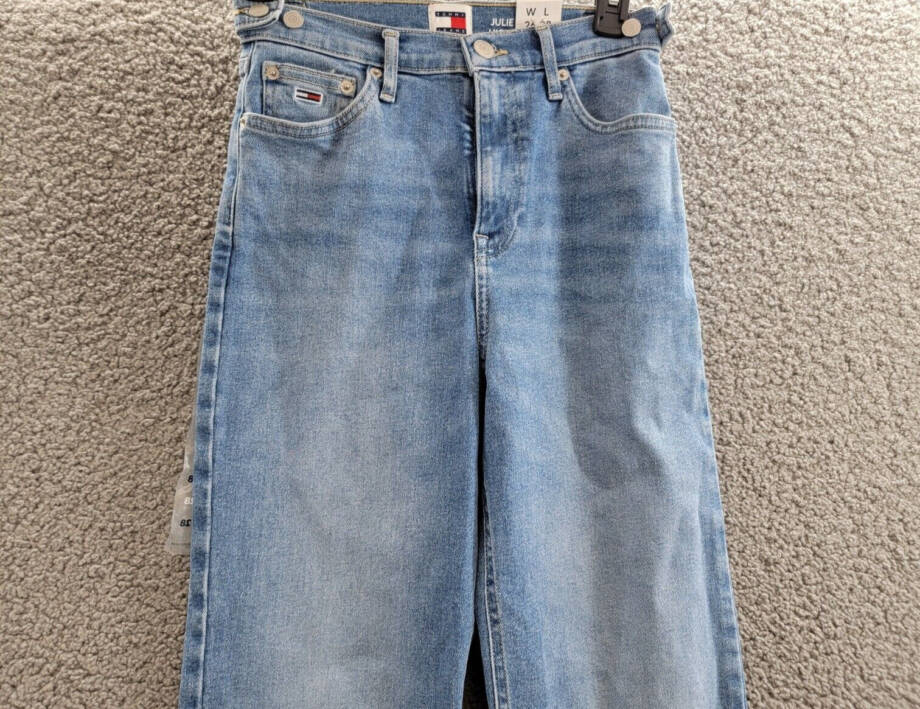 Tommy Jeans Julie Straight-Leg Button-Waist Jeans Women's 26/28 Denim Light
