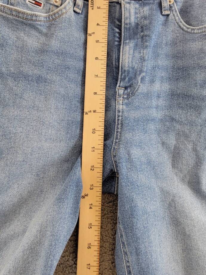 Tommy Jeans Julie Straight-Leg Button-Waist Jeans Women's 26/28 Denim Light