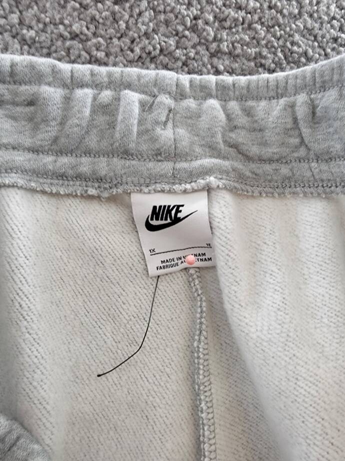 Nike Sportswear Plus Size Mid-Rise Sweatpants Women 1X Gray Drawstring Waist