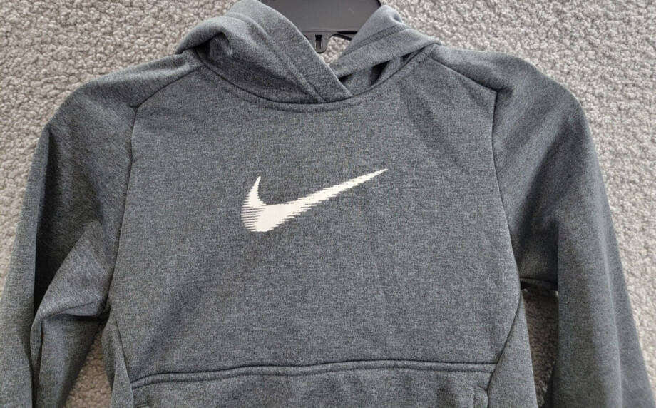 Nike Therma-FIT HBR Pullover Hoodie Boys' S Gray Heather Kangaroo Pocket L/S