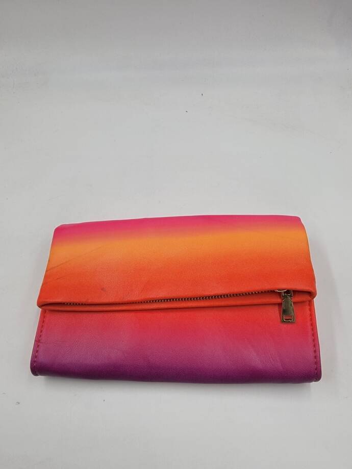 I.N.C. International Concepts Averry Tunnel Convertible Clutch Crossbody Snap