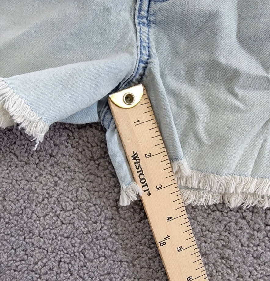 Calvin Klein Boyfriend Denim Cut-Off Shorts Big Girls 7 Light Blue Zip Fly~