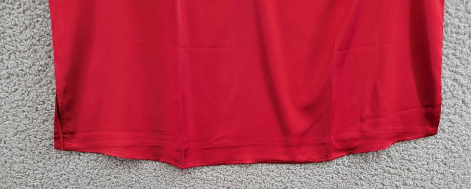 Kasper V-Neck Sleeveless Pleat-Shoulder Top Women's L Crimson Solid Pullover