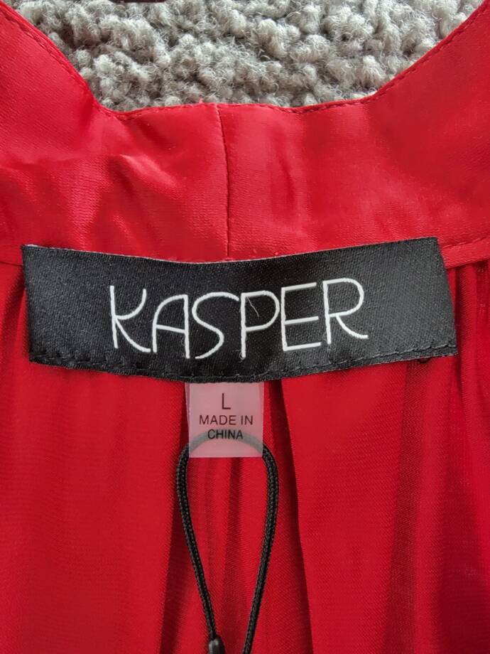 Kasper V-Neck Sleeveless Pleat-Shoulder Top Women's L Crimson Solid Pullover