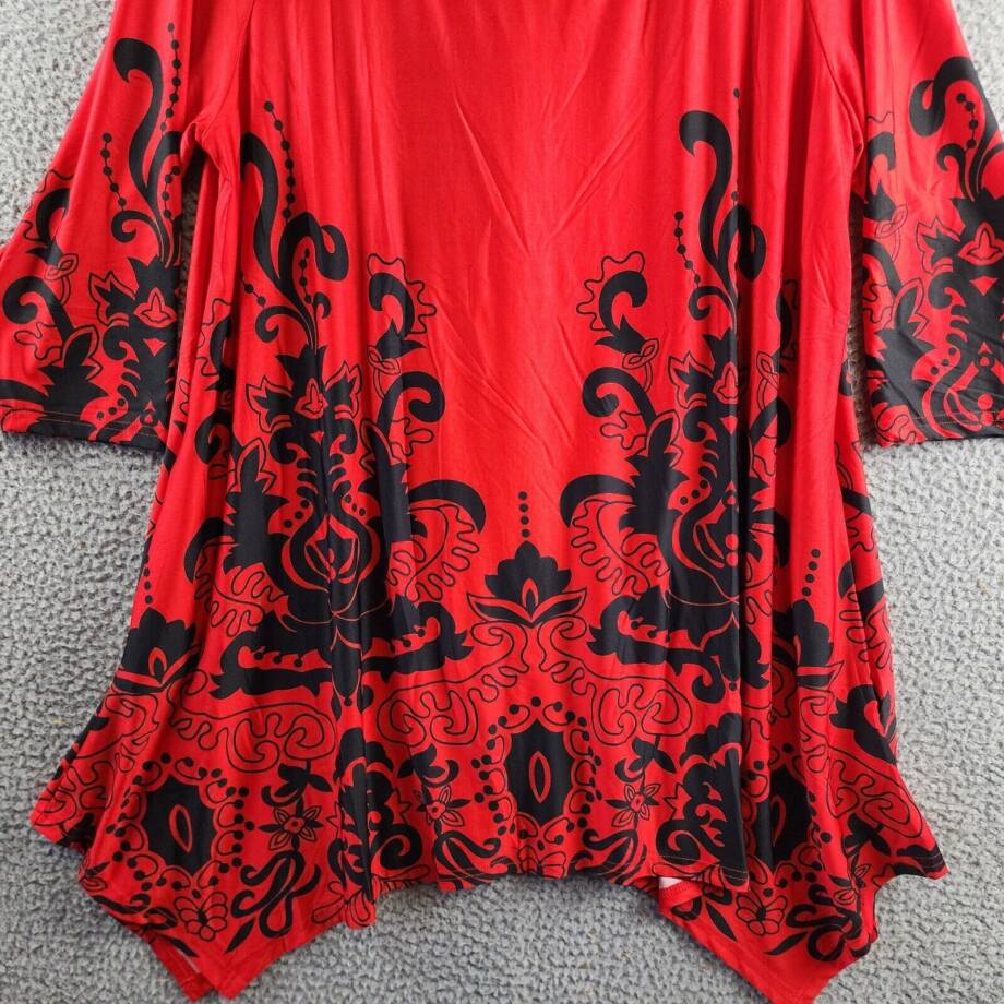 White Mark Plus Size Yanette Tunic Top Women's 2XL Red/Black Printed 3/4 Sleeve